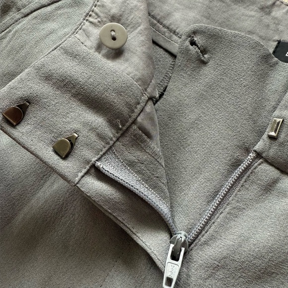 Eileen Fisher 100% Silk Crop Pants in Gray Size Small - Picture 11 of 13